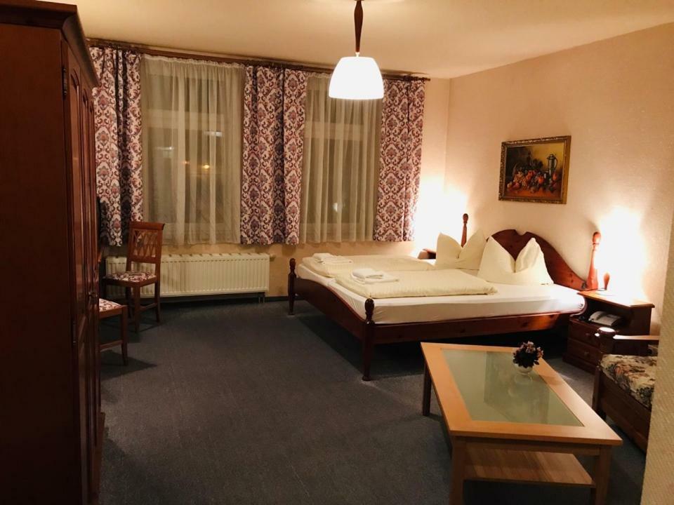 Haus Schlematal Hotel Und Restaurant 巴特施莱马 外观 照片