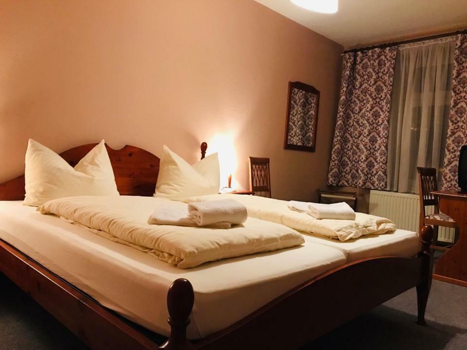Haus Schlematal Hotel Und Restaurant 巴特施莱马 外观 照片